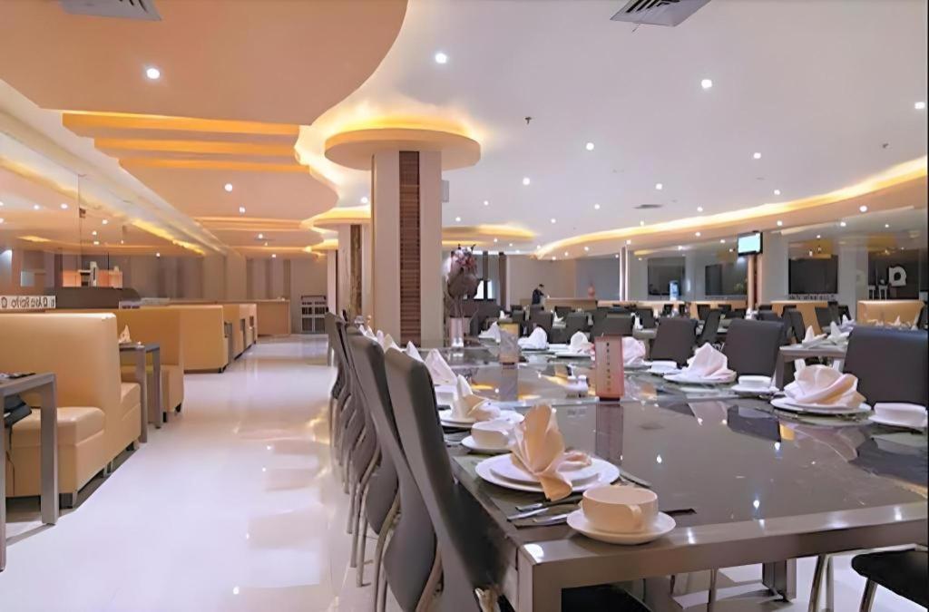 Aria Barito Hotel Banjarmasin  Exterior foto